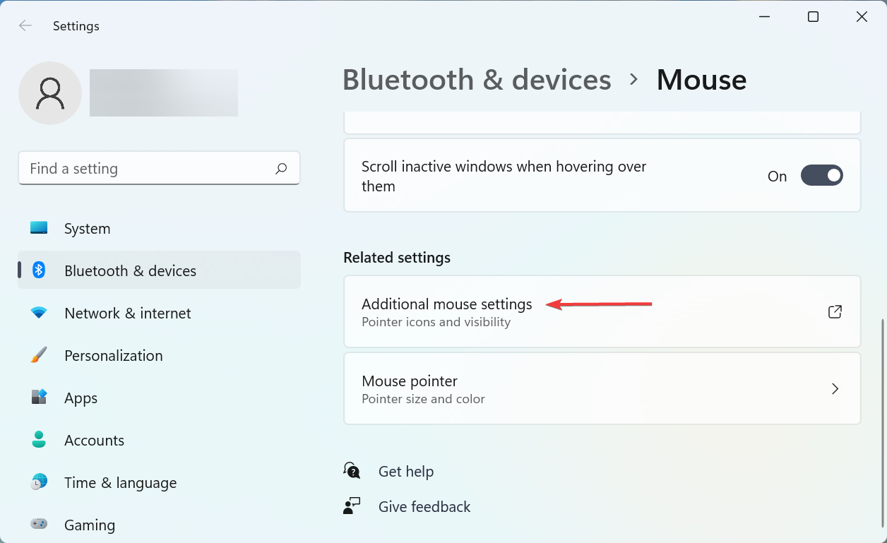 Nhấp chọn Additional mouse settings bên dưới Related settings