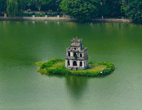 Hồ Hoàn Kiếm - biểu tượng không thể thay thế của Hà Nội